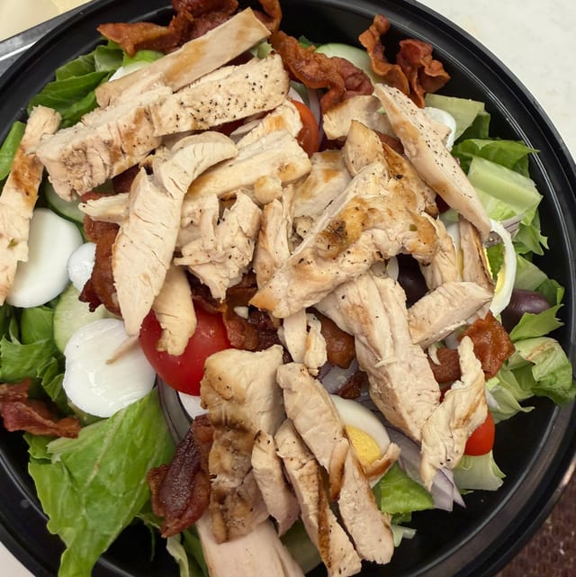 Grilled Chicken with Bacon and Ranch Salad.